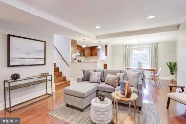 Main picture of 1813 16th St NW