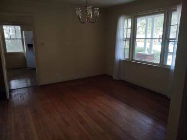 Main picture of 113 Church St