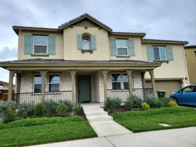 Main picture of 2492 Middlebury Dr