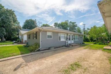 Main picture of 3009 Hermina St