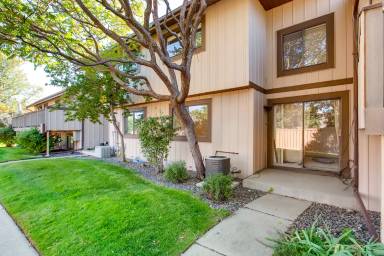 Main picture of 2649 S Peoria St