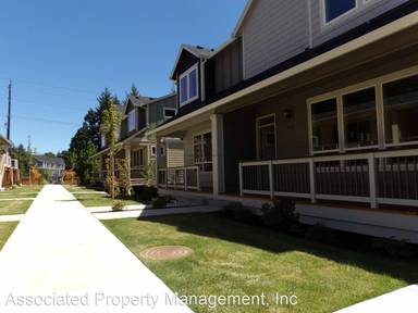 Main picture of 7713 NE Mary Beth Ln