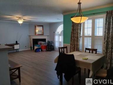 Main picture of 212 Mill Pond Dr
