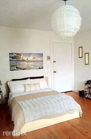 Main picture of college manor apartments