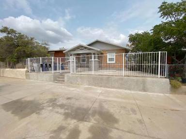 Main picture of 2723 Sacramento Ave