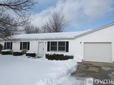 Main picture of 112 Cherry Hill Dr