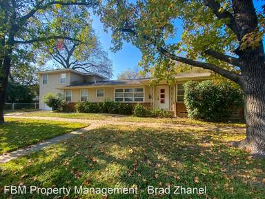 Main picture of 409 N Dallas St