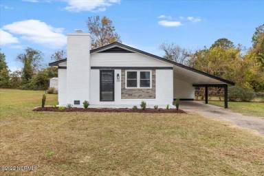 Main picture of 120 Erik Dr