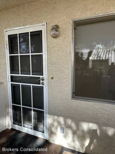 Main picture of 421 Mesa Blvd