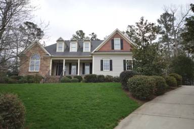 Main picture of 305 Aldersbrook Ct