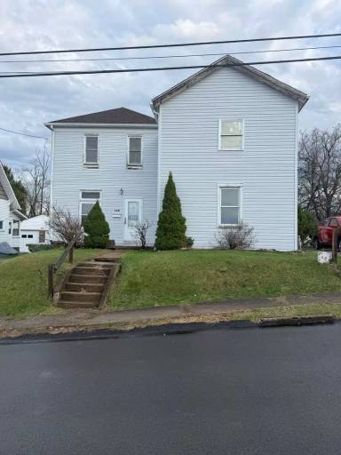 Main picture of 423 Parkinson St