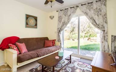 Main picture of 42 Lilac St