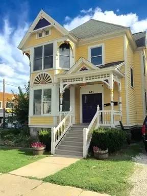 Main picture of 601 W Cross St