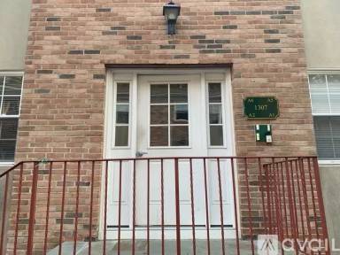 Main picture of 1307 Hope St
