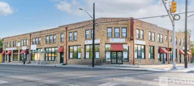 Main picture of 354 E Southcross Blvd
