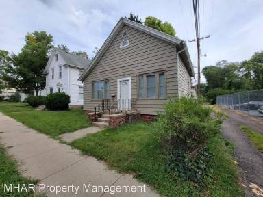 Main picture of 120 N Frances St