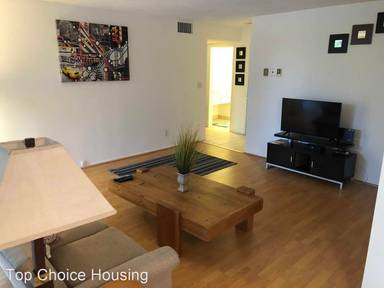 Main picture of 153 San Vicente Blvd