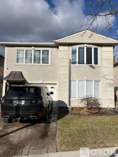 Main picture of 42 Gadsen Pl