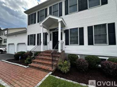 Main picture of 34 Homestead Ln