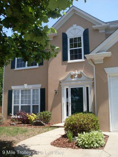 Main picture of 3438 Chastain Glen Ln NE