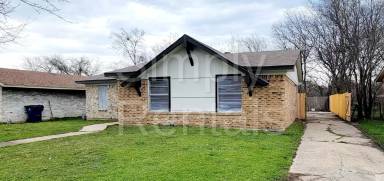 Main picture of 2602 Bliss St