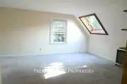 Main picture of 256 Lowell Ave