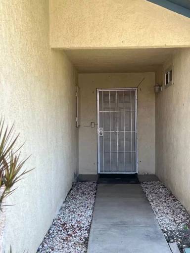 Main picture of 2205 Avon Ave