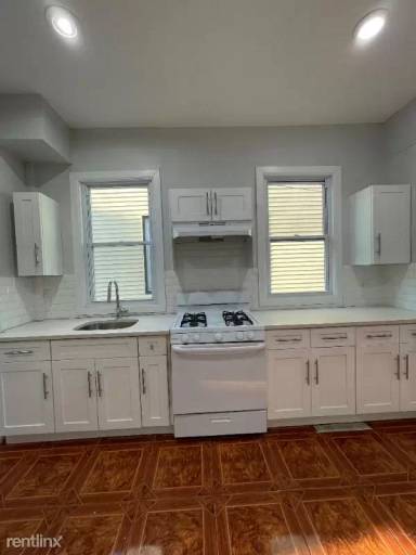 Main picture of 27 Winfield Ave