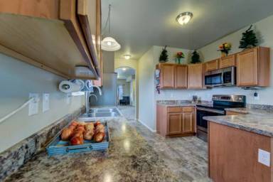 Main picture of 9711 Desert Lily Cir