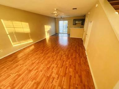 Main picture of 3300 Barcelona Dr