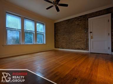 Main picture of 3034-48 W Wellington Ave & 3000-08 N Whipple St