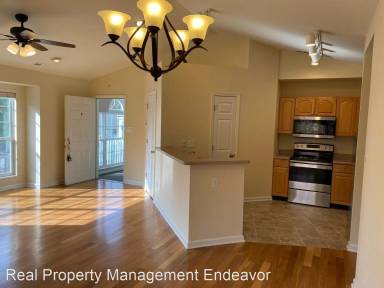 Main picture of 325 Clayton Crossing Pl