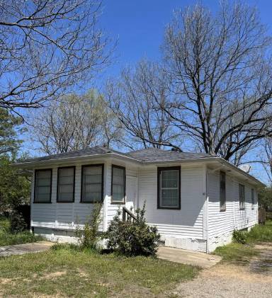 Main picture of 7304 Arabia Ave