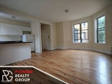Main picture of 719-27 W Barry Ave