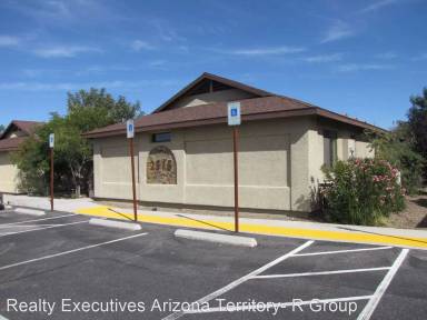 Main picture of 2515 S Pantano Pkwy