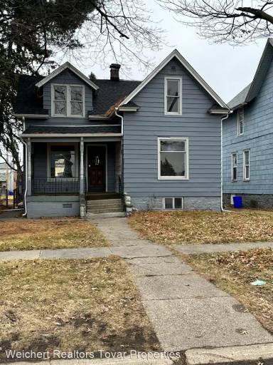 Main picture of 1612 13th Ave