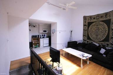 Main picture of 12 Shepard St