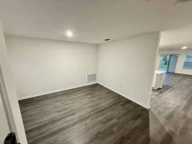 Main picture of 313 Marquee Dr