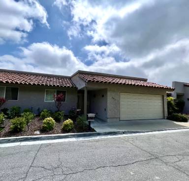 Main picture of 888 W Highpoint Dr
