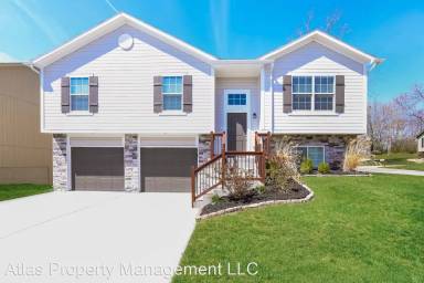 Main picture of 7816 NW Tipton Ave