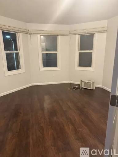 Main picture of 189 N Park St