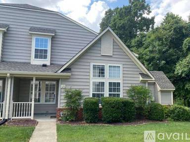 Main picture of 104 Post Oak Rd