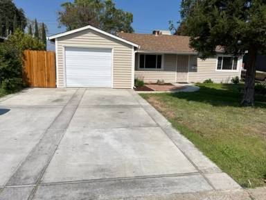 Main picture of 1120 Amberwood Rd