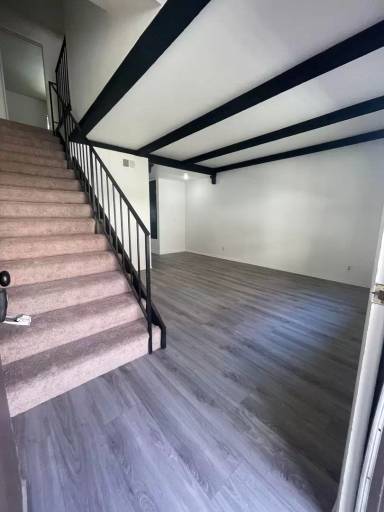Main picture of 2865 Harbor Blvd