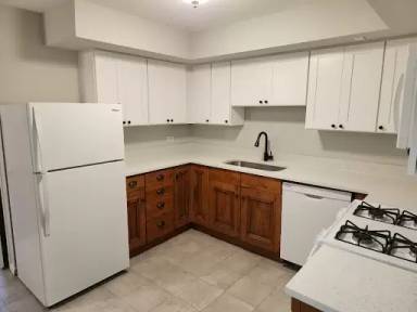 Main picture of 115 Dover Dr
