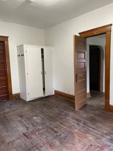 Main picture of 172 Oakdale Ave