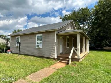 Main picture of 3703 Fairview St SW