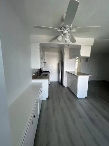 Main picture of 4215 W Slauson Ave
