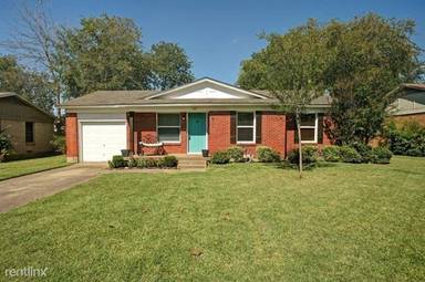 Main picture of 440 Marilu St