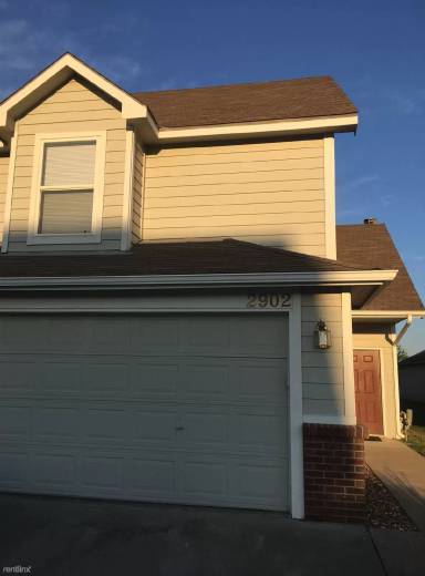Main picture of 2900 Crestline Dr